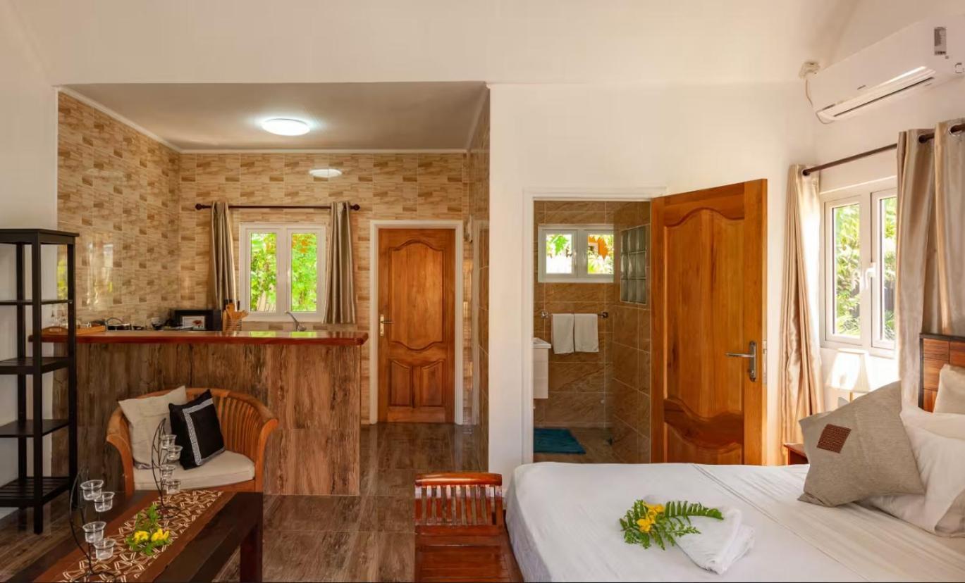 Kai Selfcatering Hotel La Digue Buitenkant foto